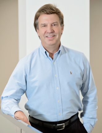 Headshot of Dave Shumway